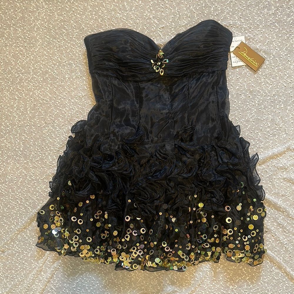 DEMETRIOS Bridal Black Strapless with Gold Sequins Mini Formal Prom Dress 16 NWT